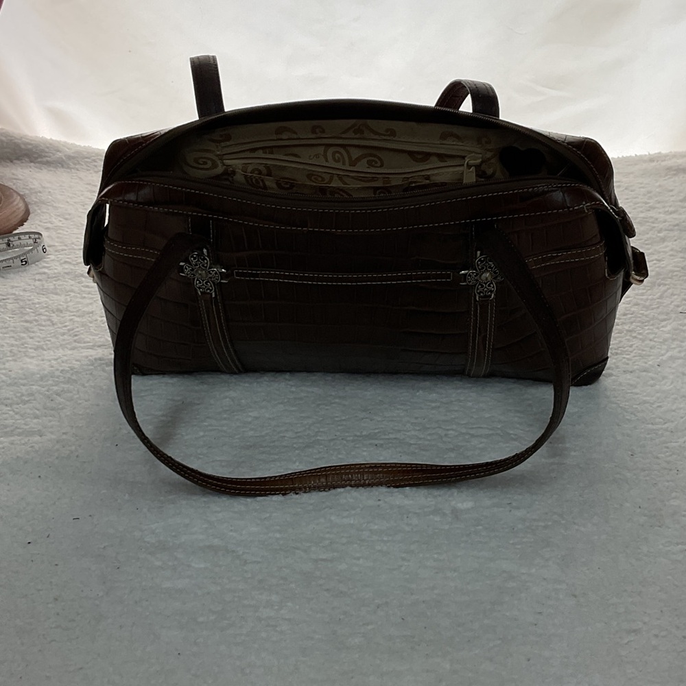 Elegant Brown Leather Brighton purse